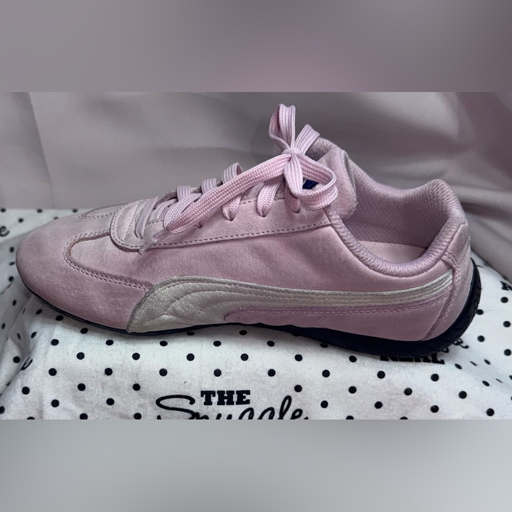 PUMA Pink Suede Sneakers – Women’s Size US 7.5